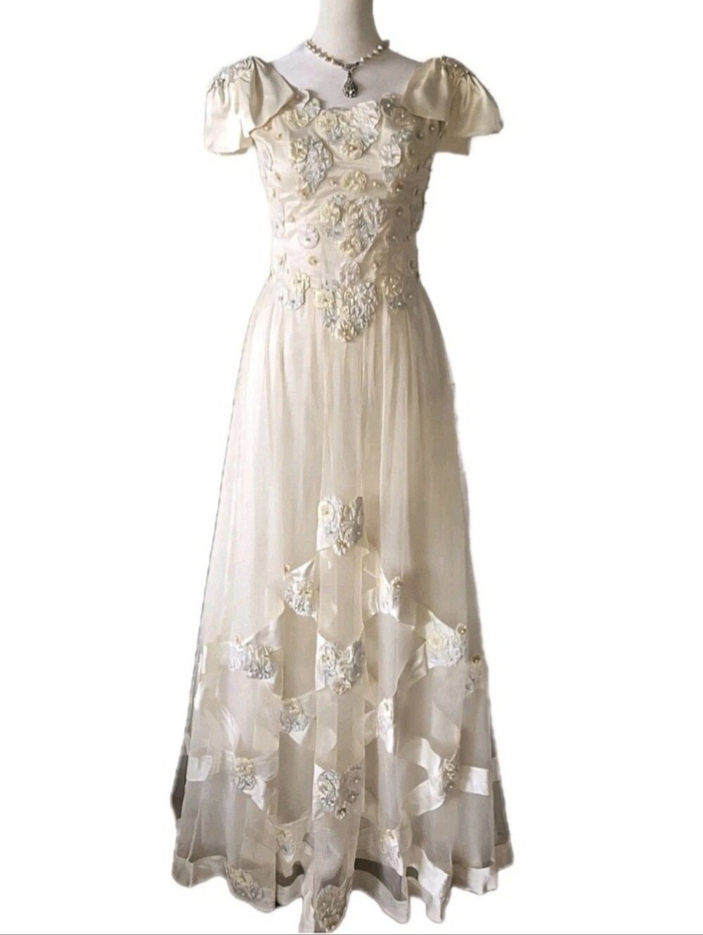 Vtg Beaded Flower Appliqué Gown, Wedding, Formal, Fairy Core, Baroque7